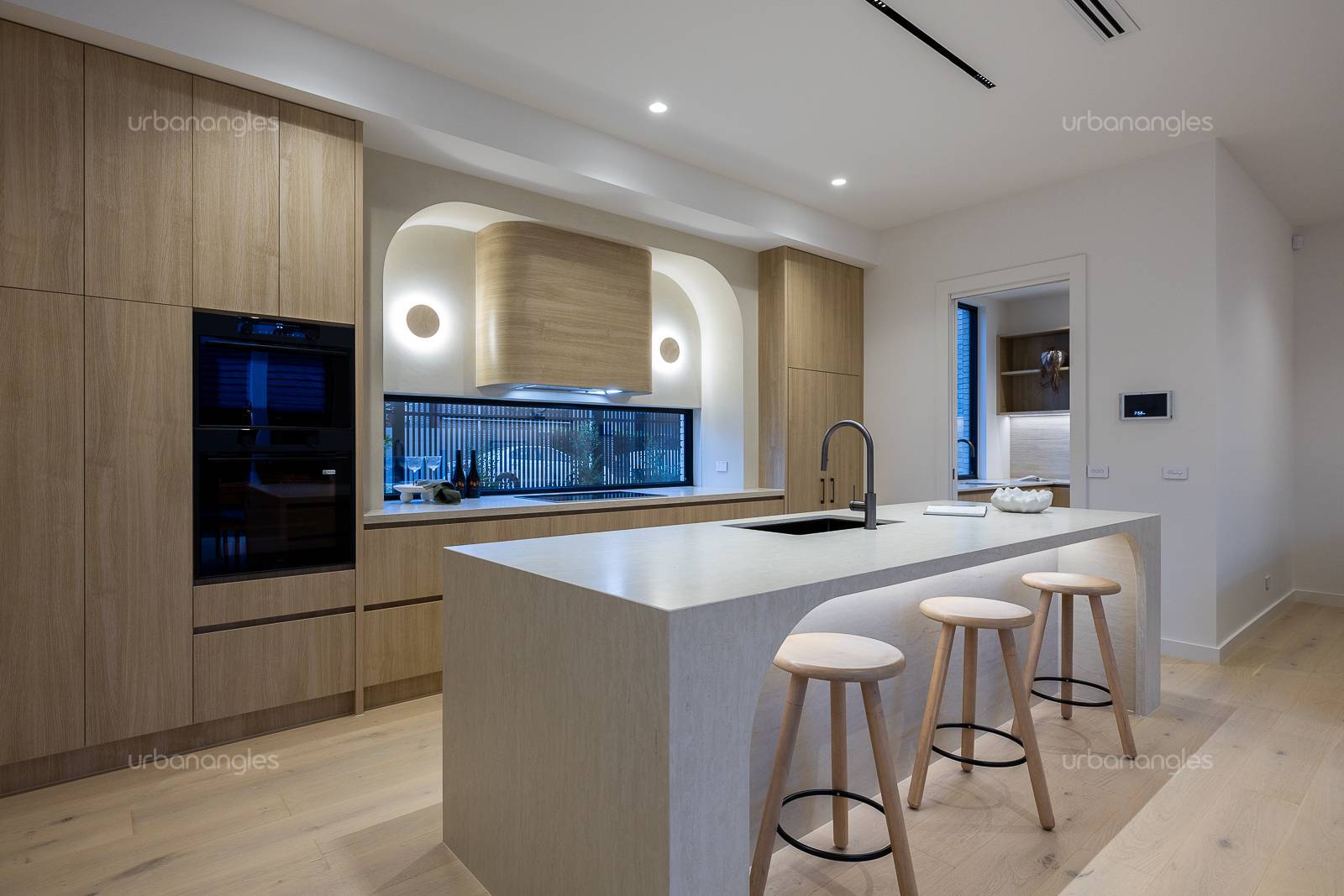 beige travertine benchtop bentleigh